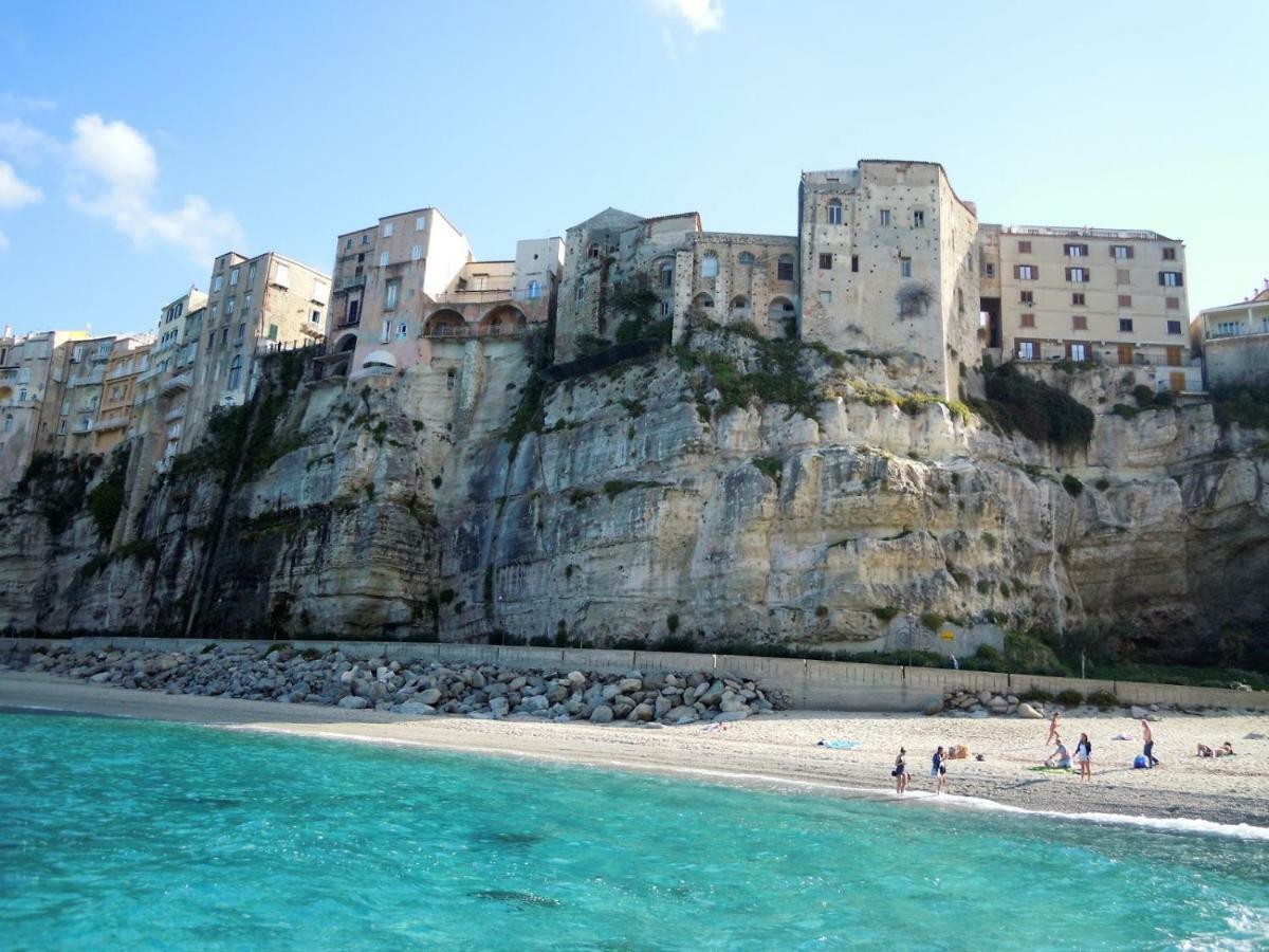 Astoria Tropea Centro Storico Apartamento Exterior foto